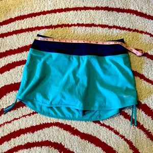 Nike dri-fit skort, size S